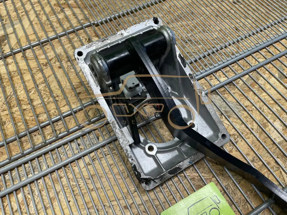 Mercedes-Benz G-Class W463 Brake pedal - brake pedal