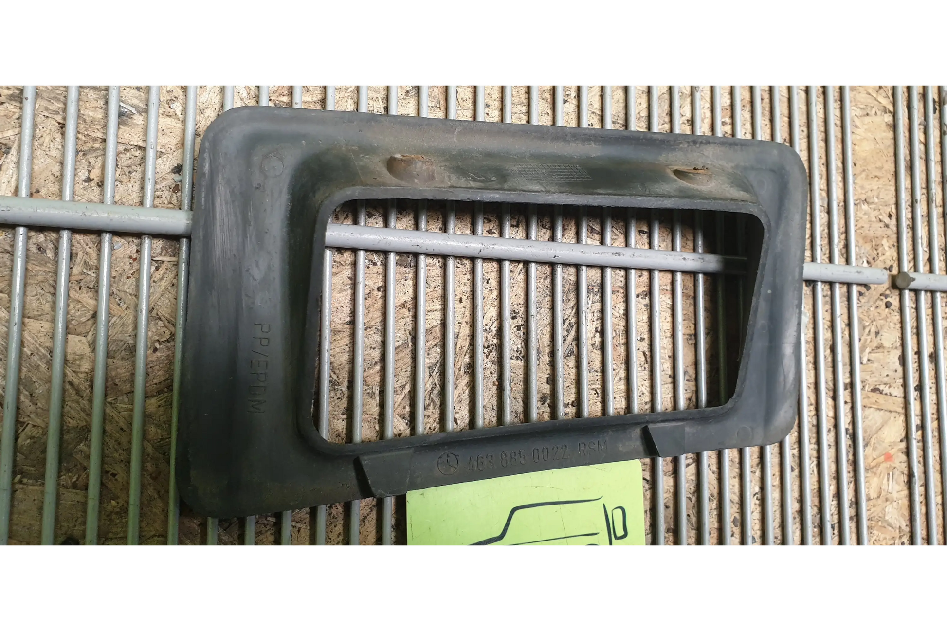 Mercedes-Benz G-Class W463 Bumper joint cover