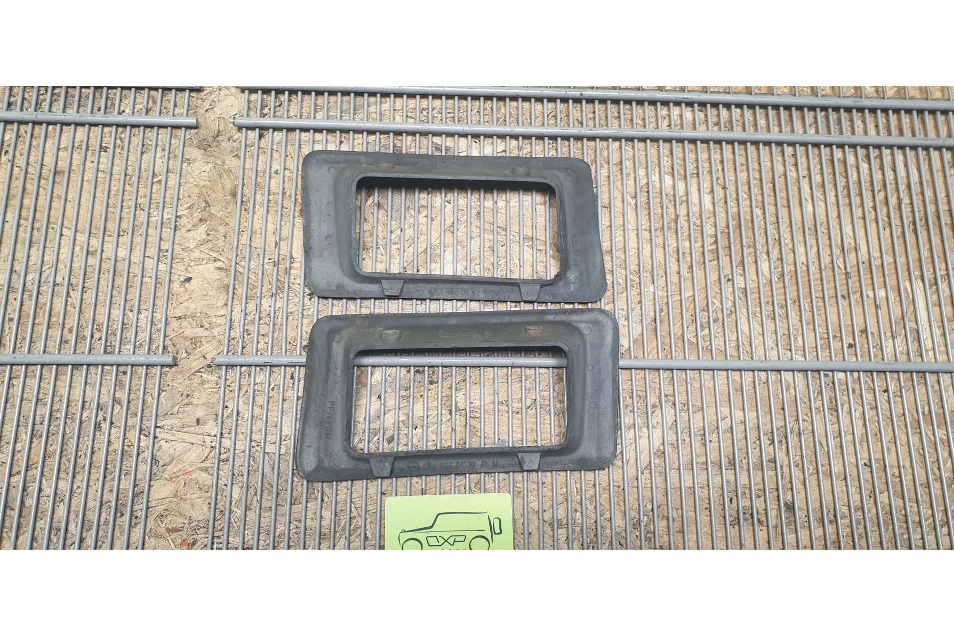 Mercedes-Benz G-Class W463 Fog lamp frame surround set - fog frame