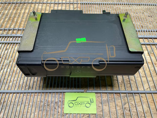 Mercedes-Benz G-Class W463 CD Changer
