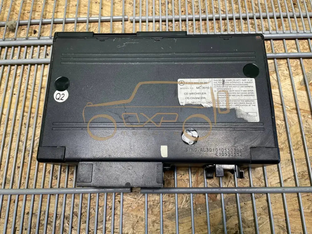 Mercedes-Benz G-Class W463 CD-Changer
