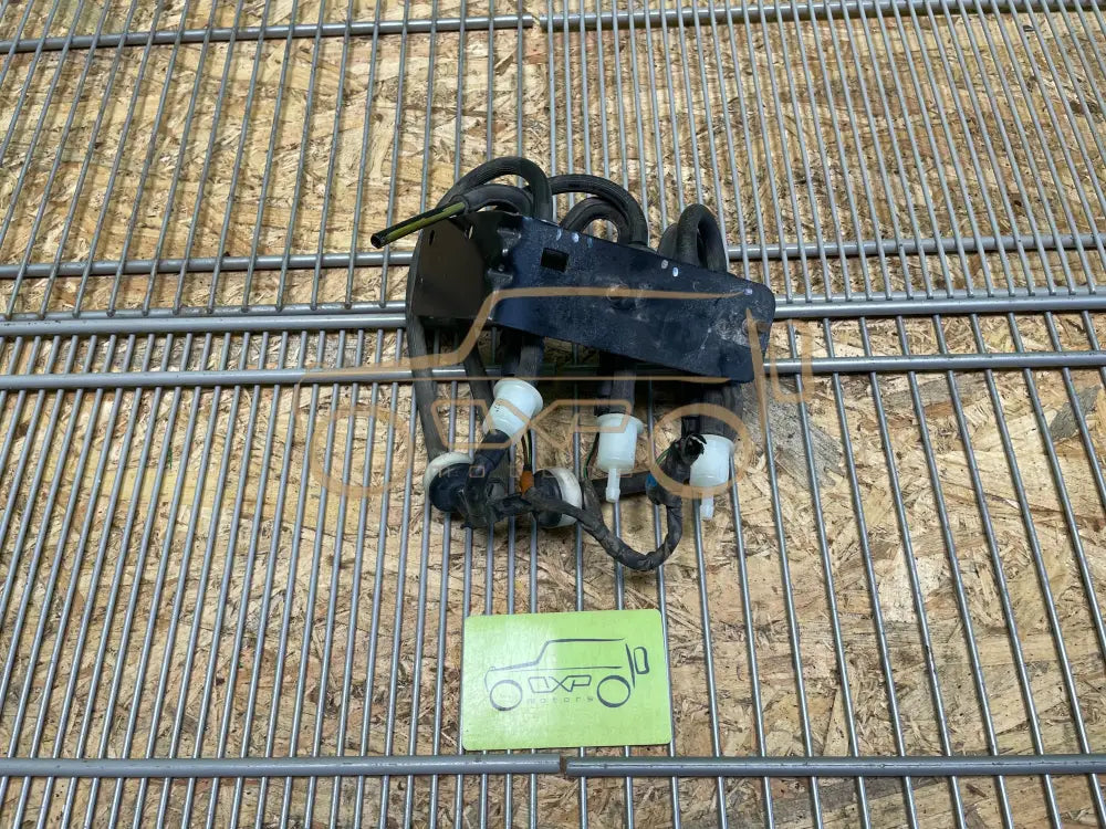 Mercedes-Benz G-Class W463 Change Over Vacuum Valve
