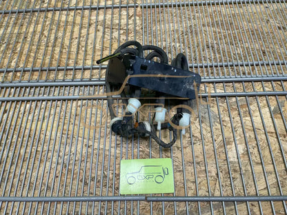 Mercedes-Benz G-Class W463 Change Over Vacuum Valve