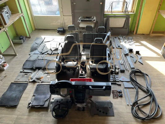 Mercedes-Benz G-Class W463 Complete gray interior
