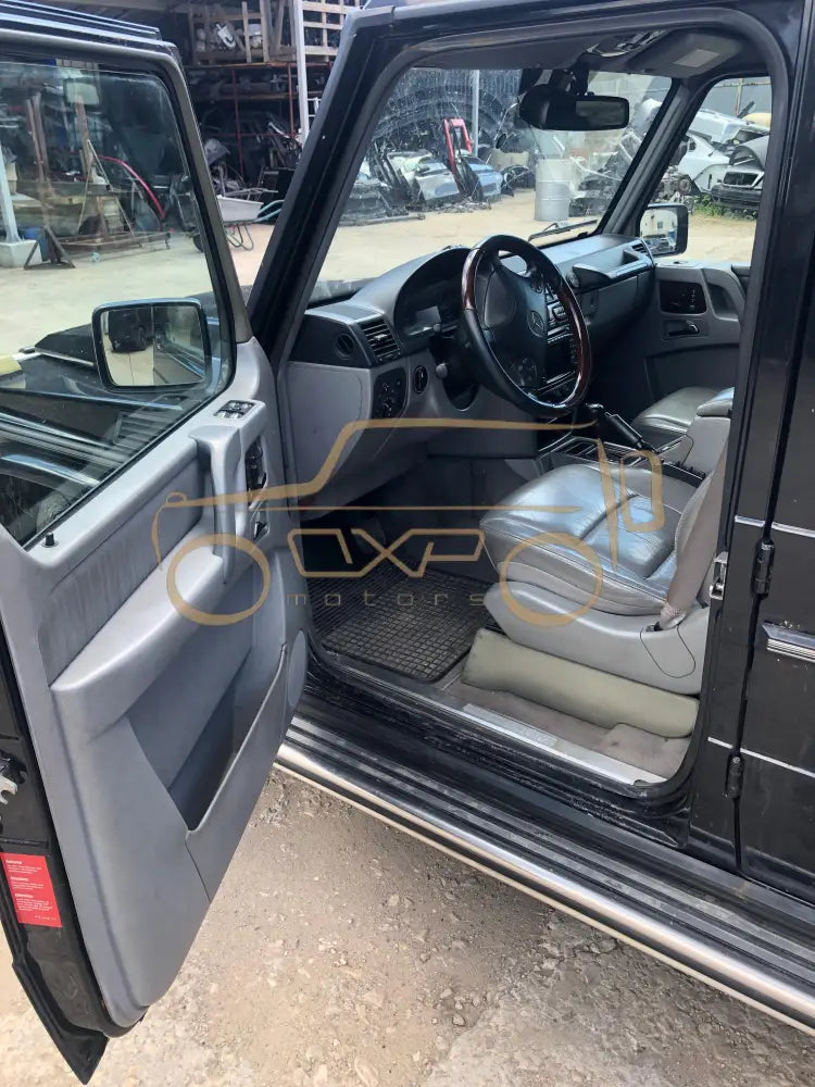 Mercedes-Benz G-Class W463 Complete gray interior