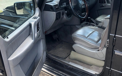 Mercedes-Benz G-Class W463 Complete gray interior
