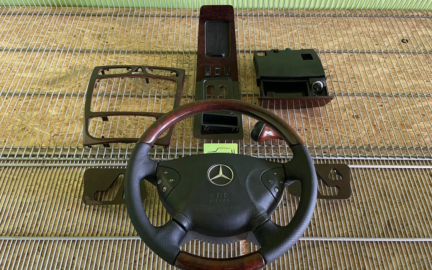 Mercedes-Benz G-Class W463 Complete gray interior