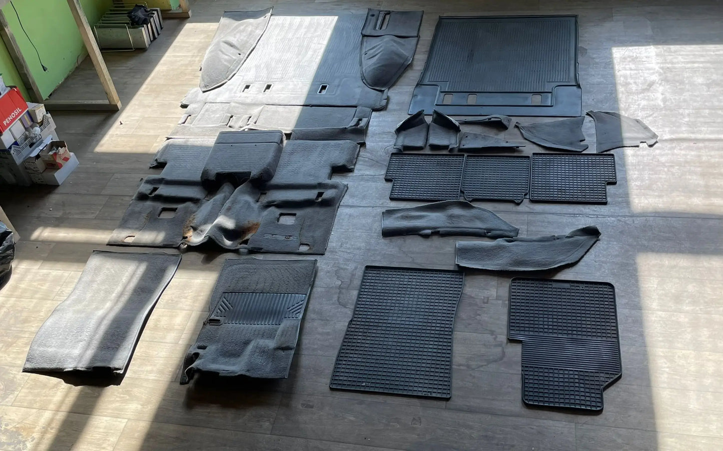 Mercedes-Benz G-Class W463 Complete gray interior