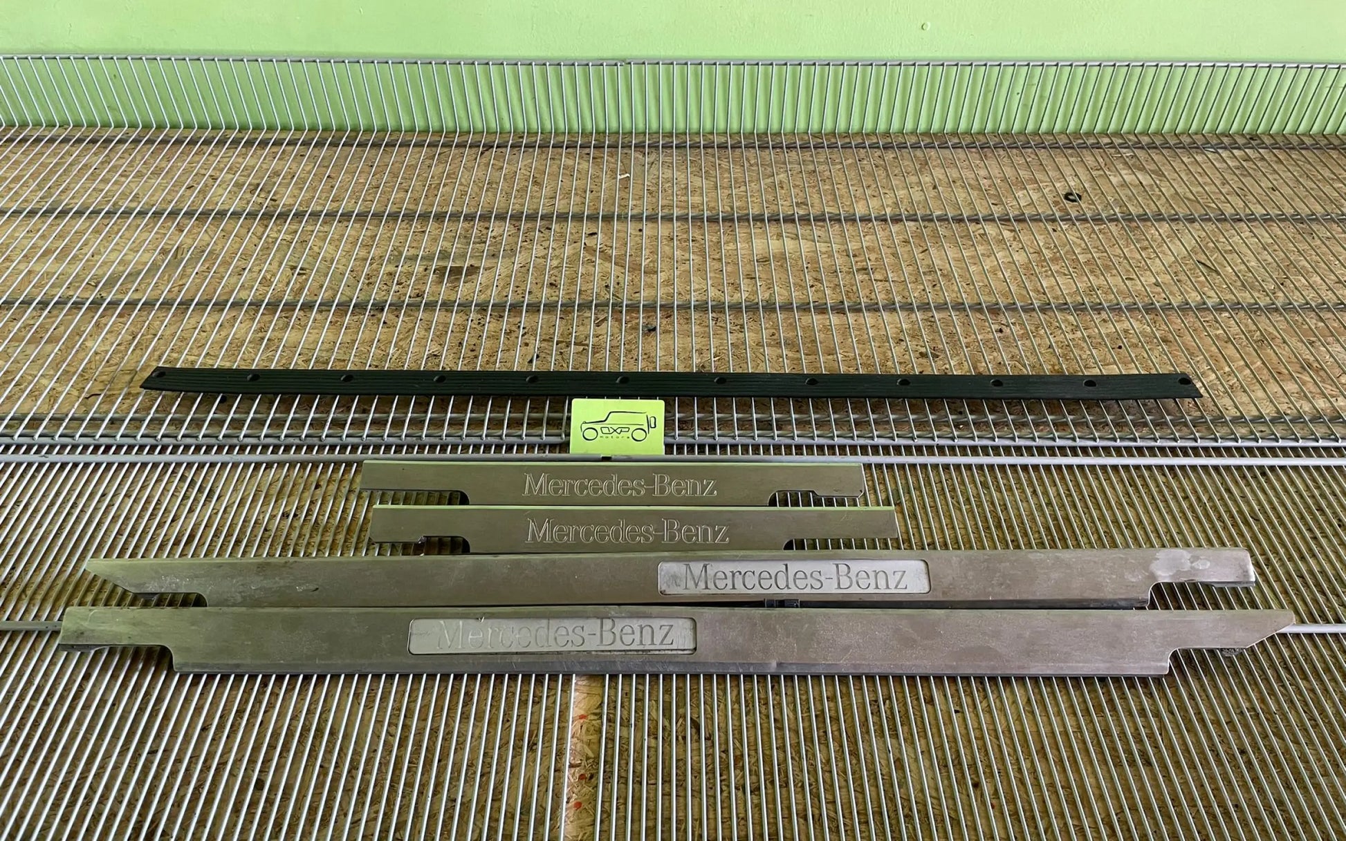 Mercedes-Benz G-Class W463 Complete gray interior