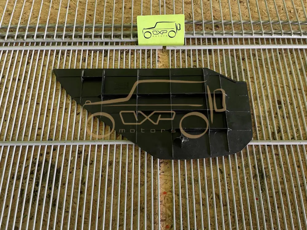 Mercedes-Benz G-Class W463 Console trim right