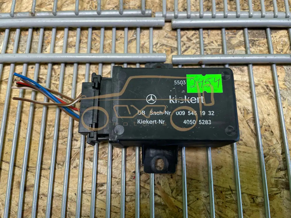 Mercedes-Benz G-Class W463 Control Unit Switch Central Locking Doors