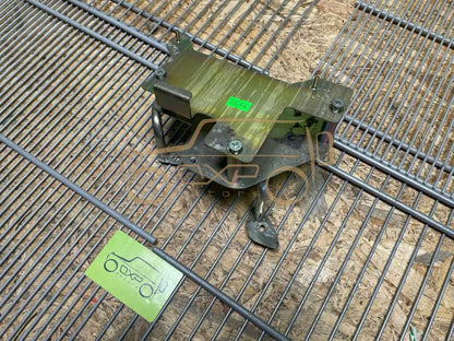Mercedes-Benz G-Class W463 Controle Module Bracket