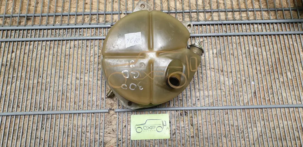 Mercedes-Benz G-Class W463 Coolant Reservoir Expansion Tank - coolant reservoir