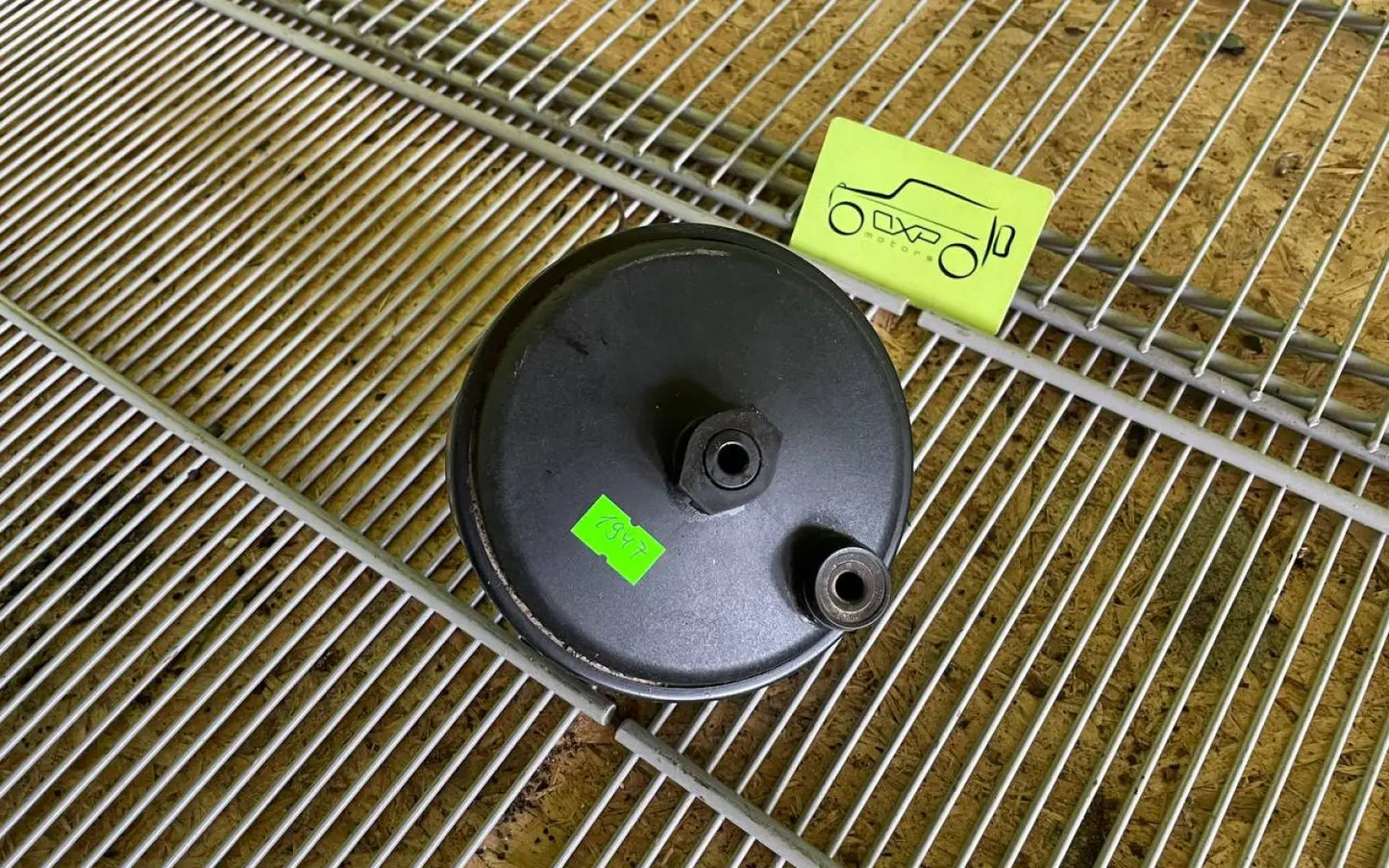 Mercedes-Benz G-Class W463 Defferential lock vacuum cylinder - vacuum cylinder