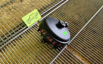 Mercedes-Benz G-Class W463 Defferential lock vacuum cylinder - vacuum cylinder