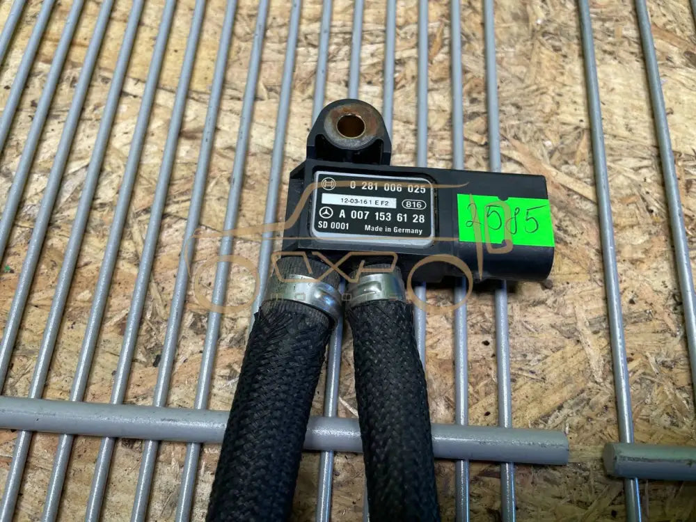 Mercedes-Benz G-Class W463 Diesel Differential Pressure Sensor
