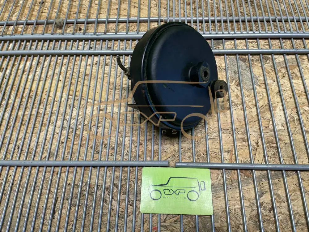 Mercedes-Benz G-Class W463 Differential Lock Vacuum Cylinder