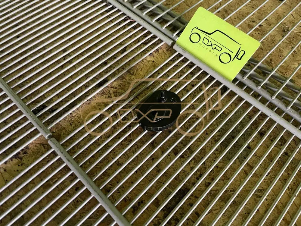 Mercedes-Benz G-Class W463 Divider grid holder right
