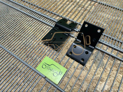 Mercedes-Benz G-Class W463 Door Hinges