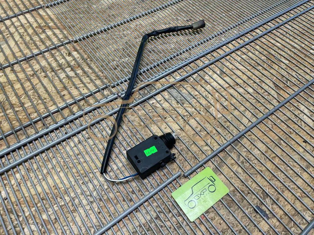 Mercedes-Benz G-Class W463 Door Lock Actuator