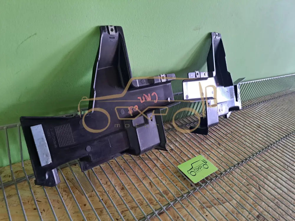 Mercedes-Benz G-Class W463 Door lock seal set