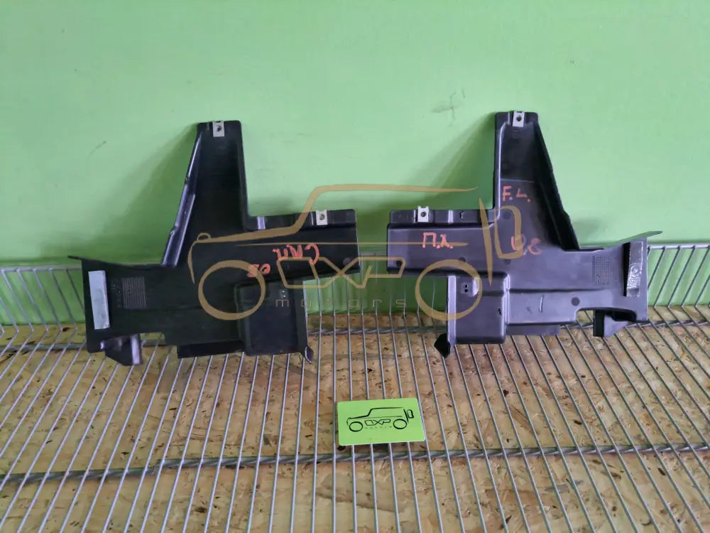 Mercedes-Benz G-Class W463 Door lock seal set