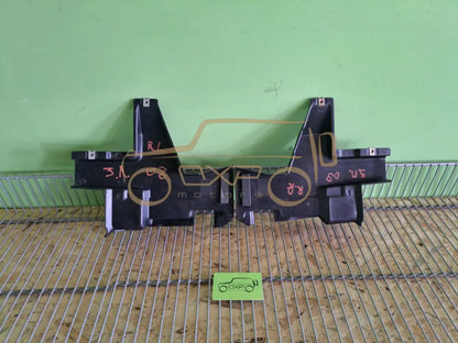 Mercedes-Benz G-Class W463 Door lock seal set