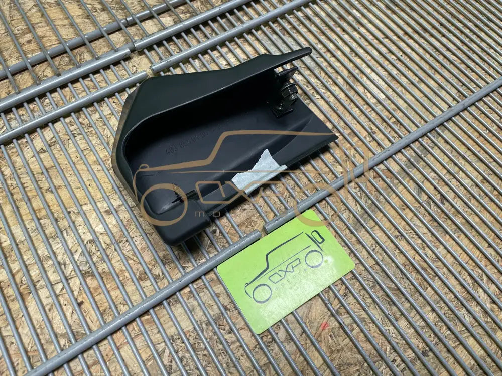 Mercedes-Benz g-Class W463 End cup running board - end cup running board