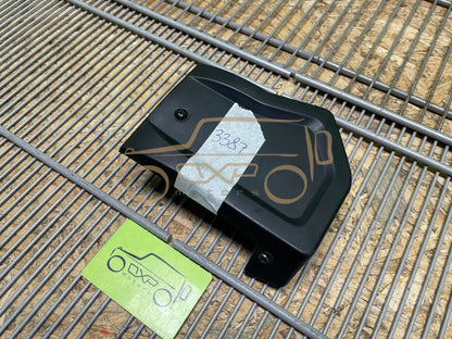 Mercedes-Benz g-Class W463 End cup running board - end cup running board