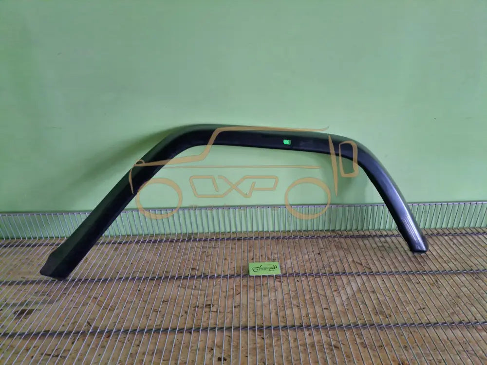 Mercedes-Benz G-Class W463 Fender flare rear left