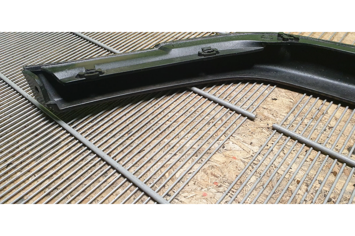 Mercedes-Benz G-Class W463 Fender flare rear left - fender flare