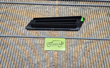 Mercedes-Benz G-Class W463 radiator grill right - radiator grill