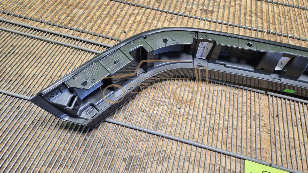 Mercedes-Benz G-Class W463 Fender wheel arch trim cover rear left - fender wheel arch