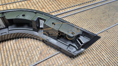 Mercedes-Benz G-Class W463 Fender wheel arch trim cover rear right - fender wheel arch