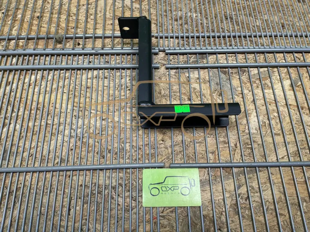 Mercedes-Benz G-Class W463 Footboard Mounting