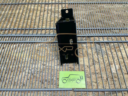 Mercedes-Benz G-Class W463 Footboard Mounting