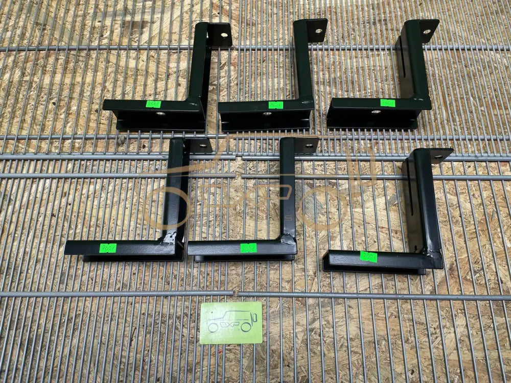 Mercedes-Benz G-Class W463 Footboard Mounting Set