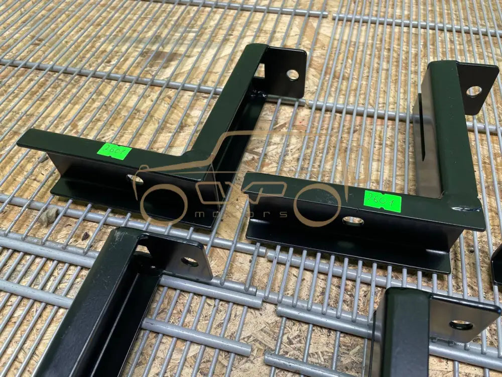 Mercedes-Benz G-Class W463 Footboard Mounting Set
