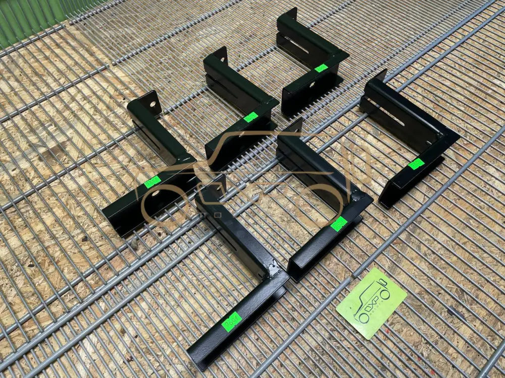 Mercedes-Benz G-Class W463 Footboard Mounting Set