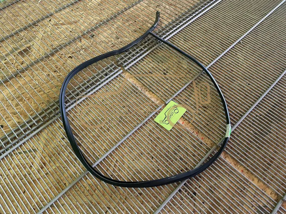 Mercedes-Benz G-Class W463 Front Fender Widening Seal