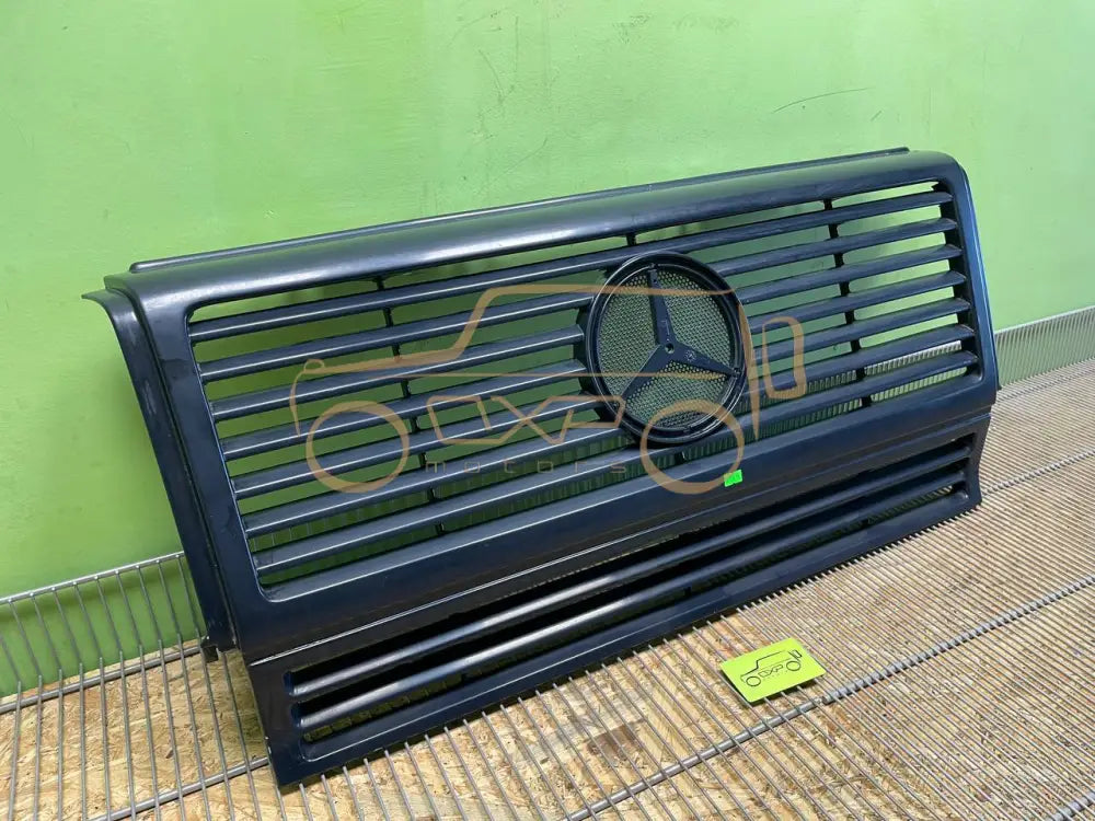 Mercedes-Benz G-Class W463 Front grill