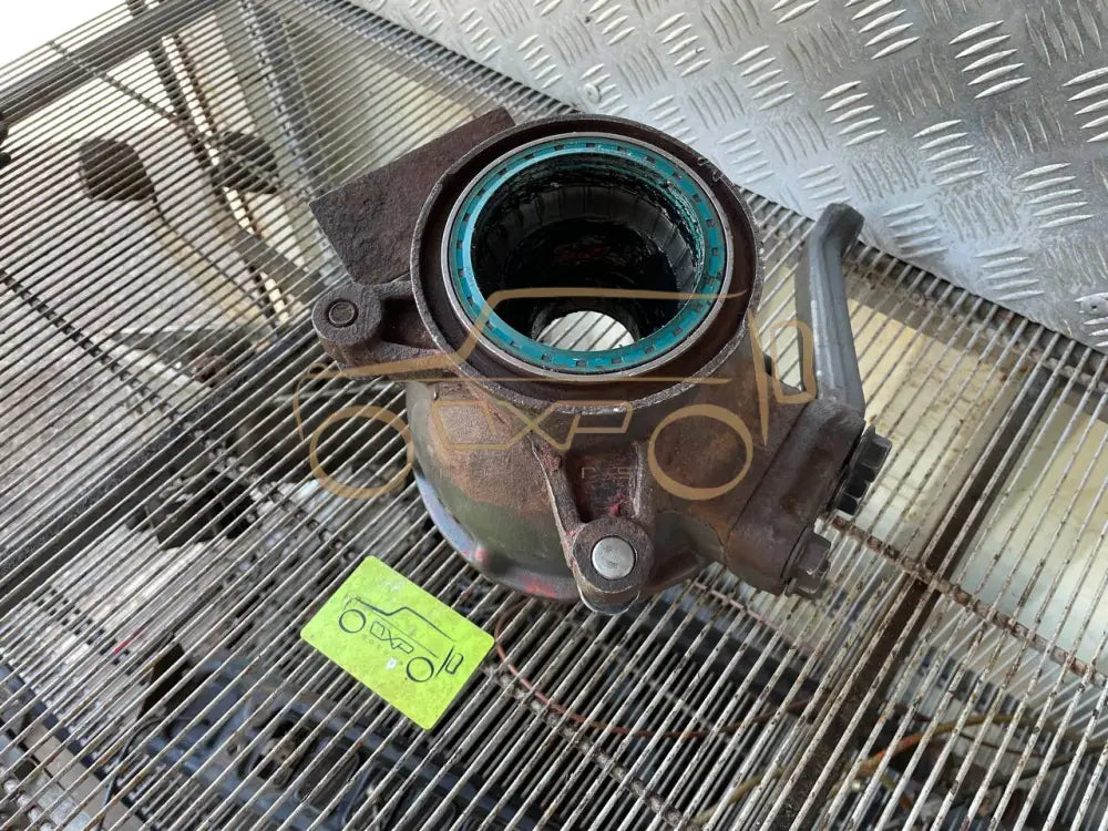 Mercedes-Benz G-Class W463 Front left axle steering knuckle - axle steering knuckle