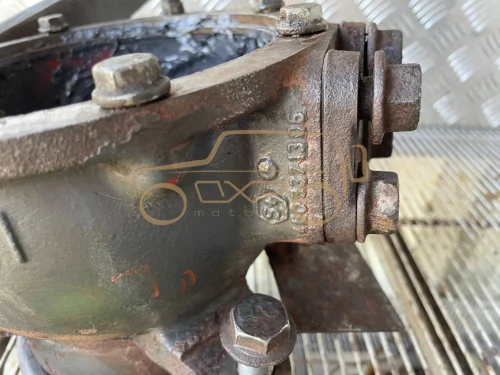 Mercedes-Benz G-Class W463 Front left axle steering knuckle - axle steering knuckle