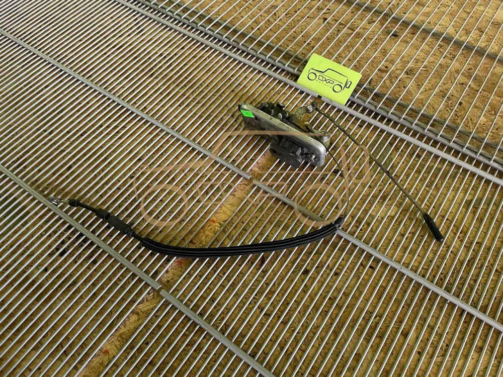 Mercedes-Benz G-Class W463 Front Left Door Lock