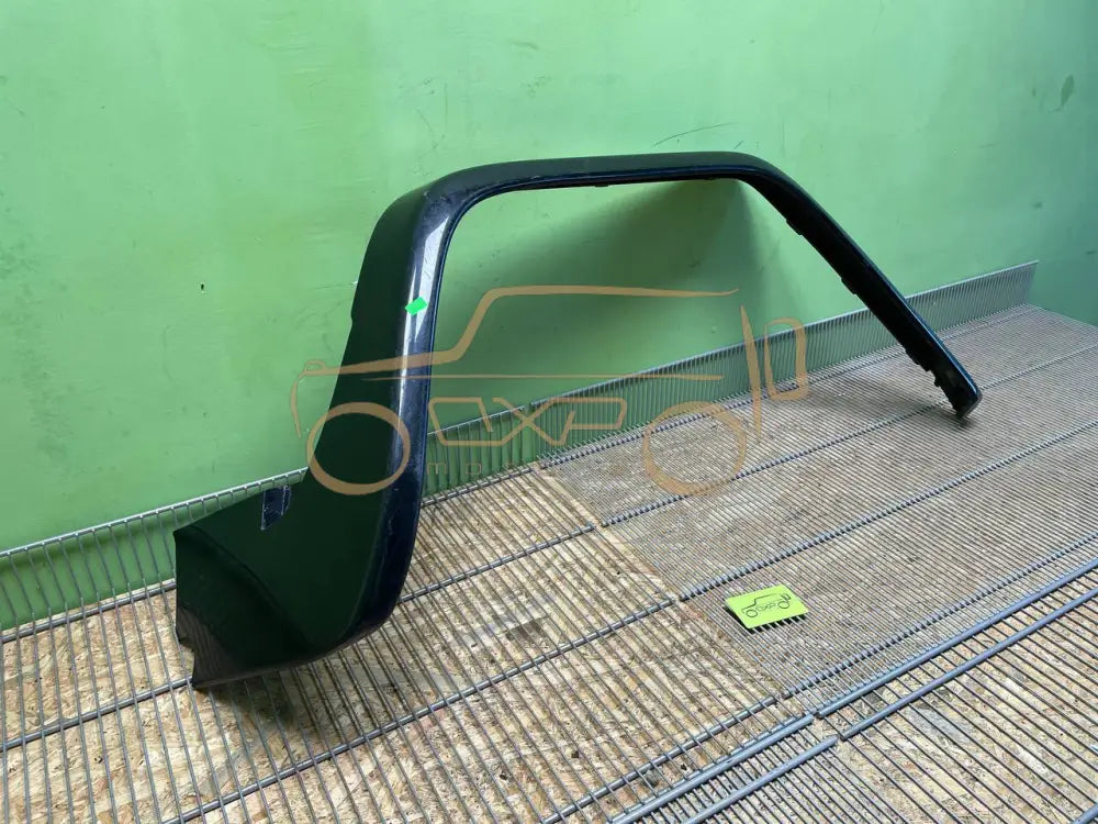 Mercedes-Benz G-Class W463 Front Left Fender Flare