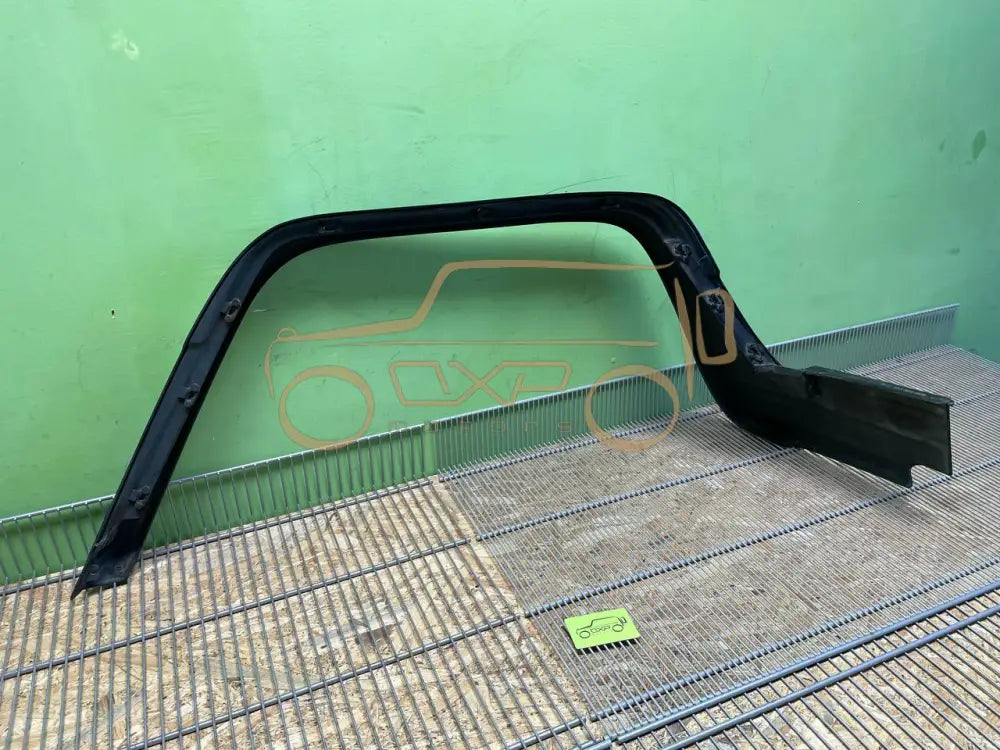 Mercedes-Benz G-Class W463 Front Left Fender Flare