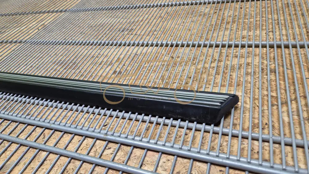 Mercedes-Benz G-Class W463 Front Left Fender Molding