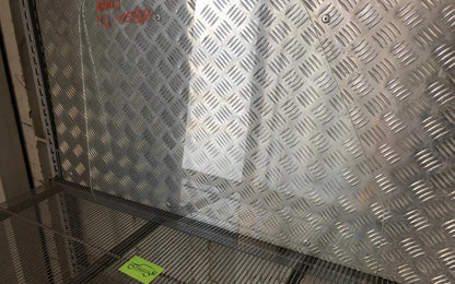 Mercedes-Benz G-Class W463 Front left side door window - door window