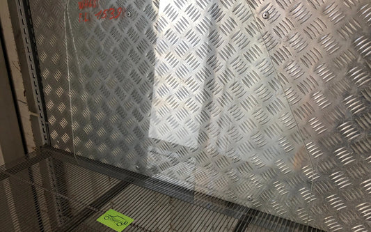 Mercedes-Benz G-Class W463 Front left side door window - door window