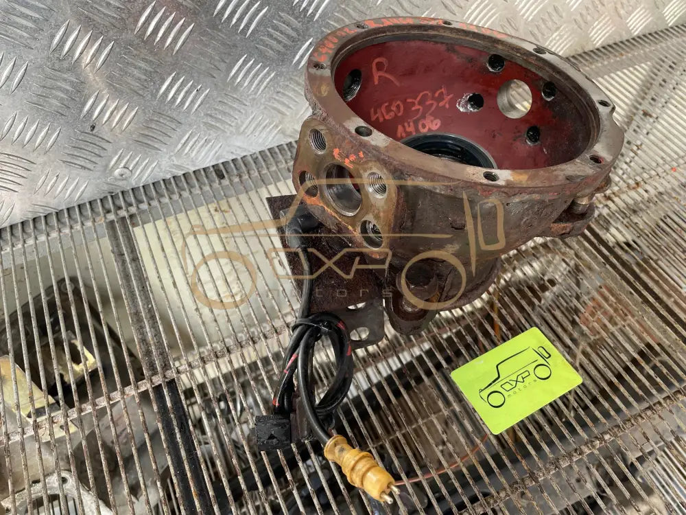 Mercedes-Benz G-Class W463 Front Right Axle Steering Knuckle